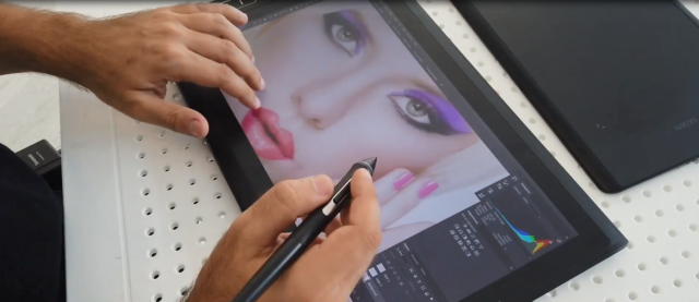 penna e tavoletta grafica con schermo wacom