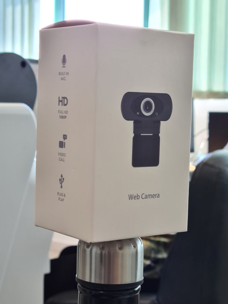 packaging-webcam-per-smart-working-attrezzatura-per-videochiamate