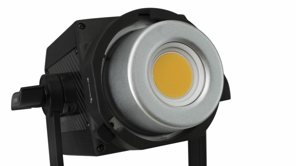 proiettore-led-light-nanlite-forza-200