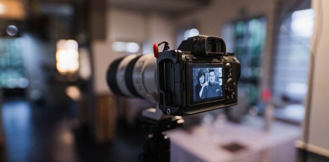 ev-come-scegliere-una-fotocamera-universo-foto