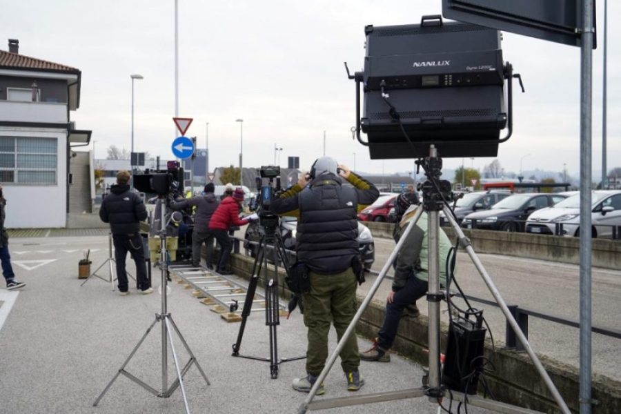 Nanlux sul set cinematografico di In_Finiti