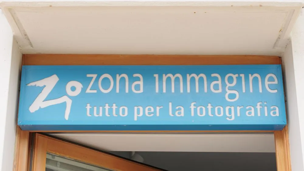 Zona-Immagine-Negozio-Fotografico-a-Senigallia