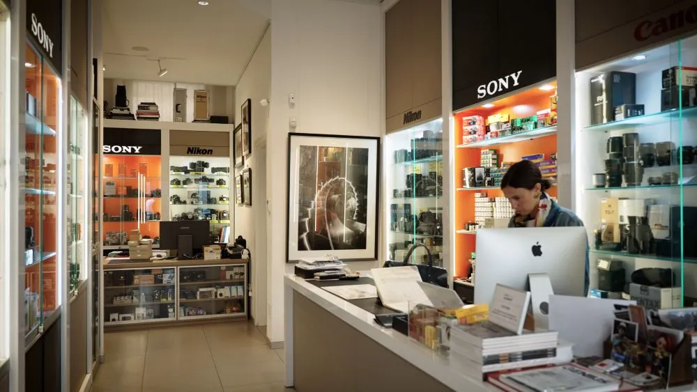 Foto-Ottica-Cavour-negozio-fotografico-Milano