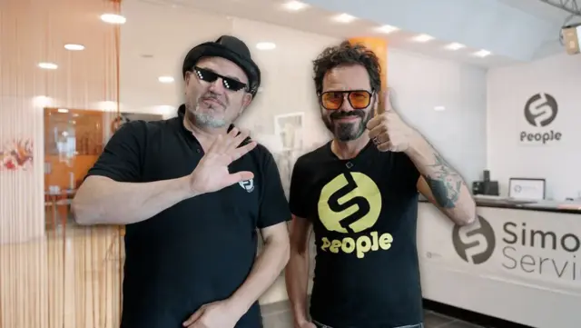 IE_In-prima-persona_Simon-Service In-prima-persona_Simon-Service