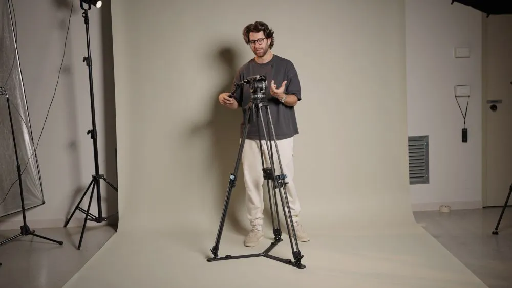 Sirui-SQ100-treppiede video broadcast