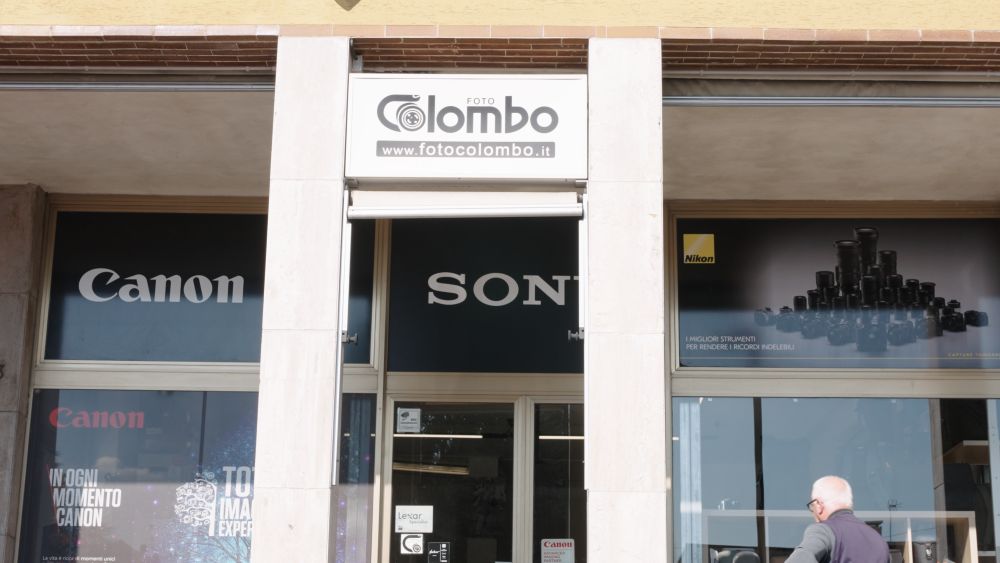 Foto_Colombo_Negozio fotografico a Merate