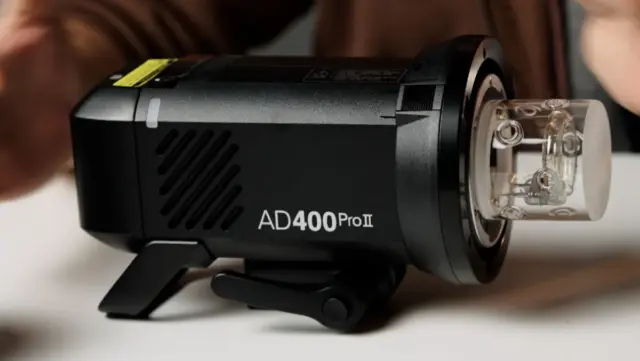 IE_Godox-AD400Pro-II_Presentazione-e-caratteristiche-tecniche Godox-AD400Pro-II_Presentazione-e-caratteristiche-tecniche