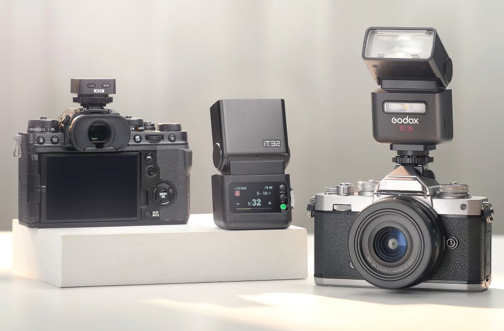 Godox IT32 flash a slitta universale