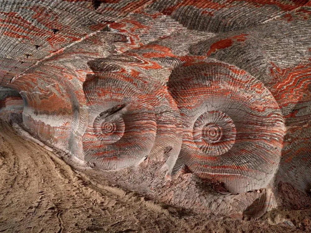 Uralkali-Potash-Mine-_4_-Berezniki_-Russia_-2017-©-Edward-Burtynsky