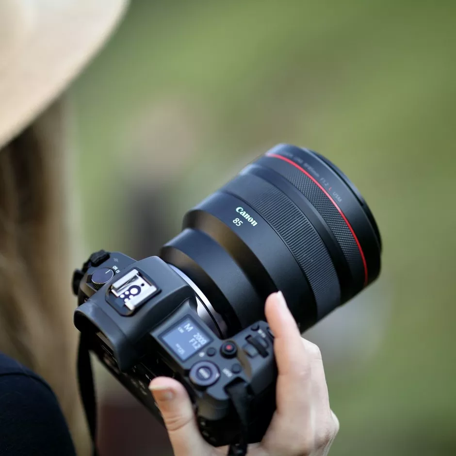 Canon RF 85mm F1.2