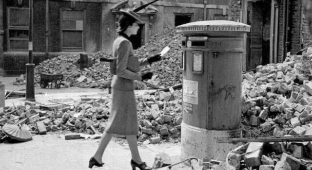 British Vogue_Lee Miller