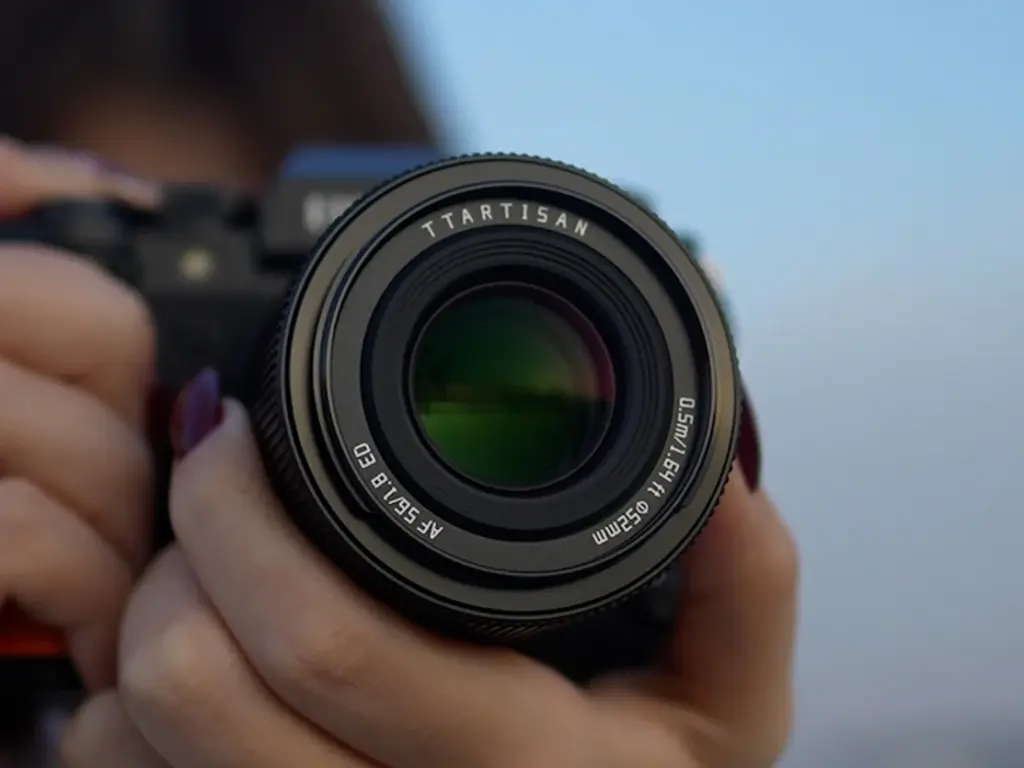 TTArtisan_Portrait_Lens