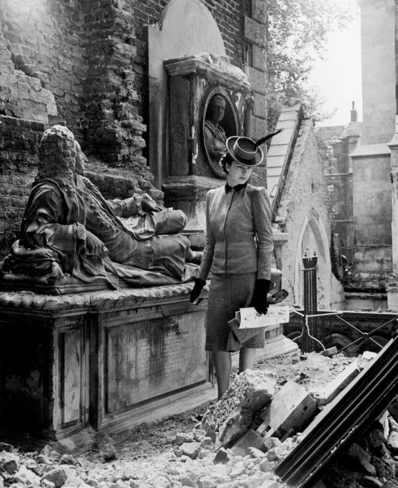 © Cecil Beaton 03